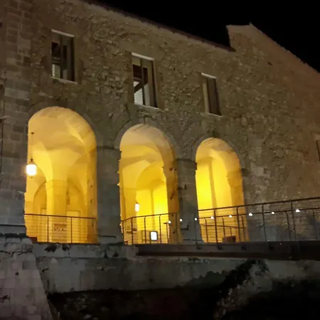 Il Tulipano לינה וארוחת בוקר Rogliano
